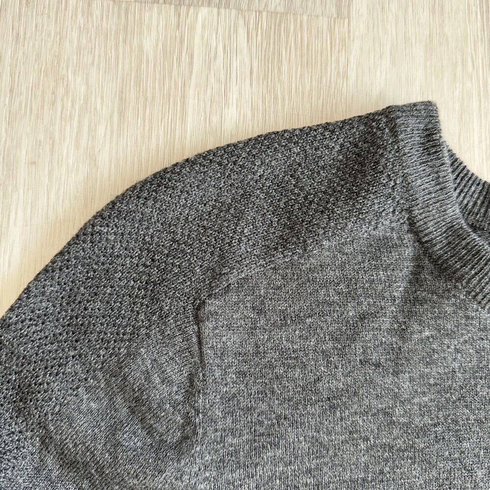 Wolsey Sweater 100% Merino Wool Men's Size L Charcoal Grey Fox Logo EUC - Picture 5 of 12